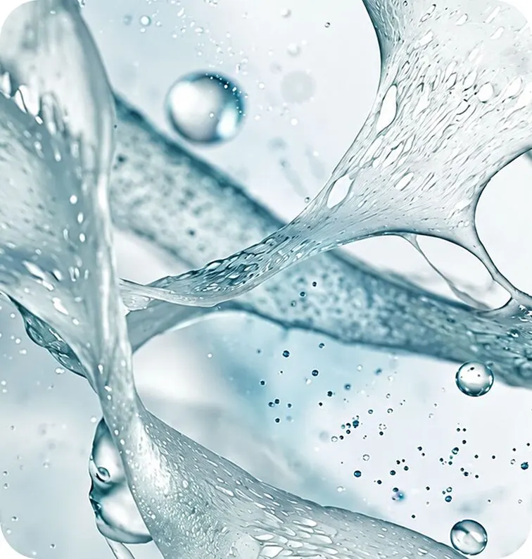 清透的水流与水珠